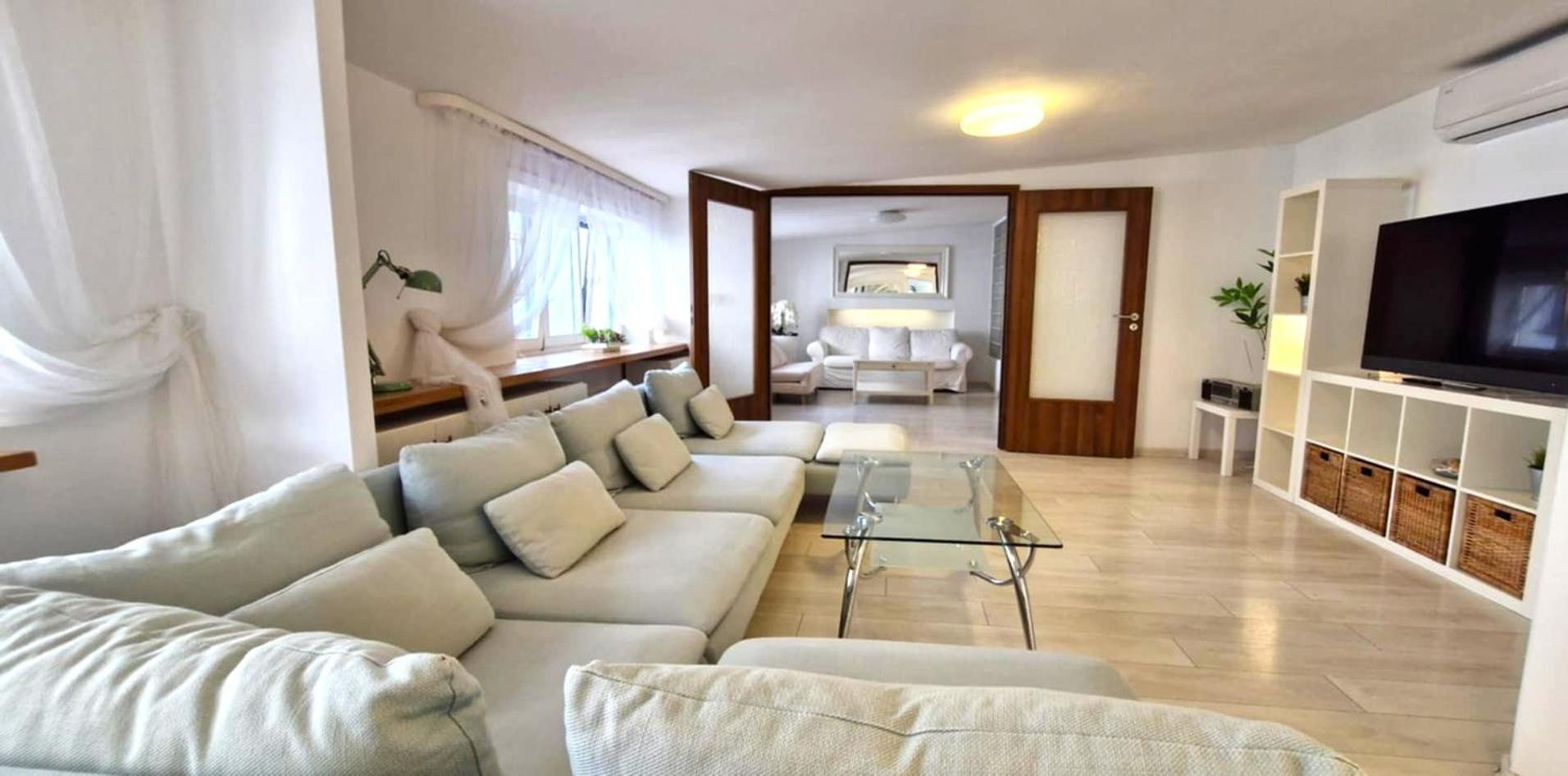 Imperial 110 M2, 4 Rooms, Old Town, 300m Wawel Apartment