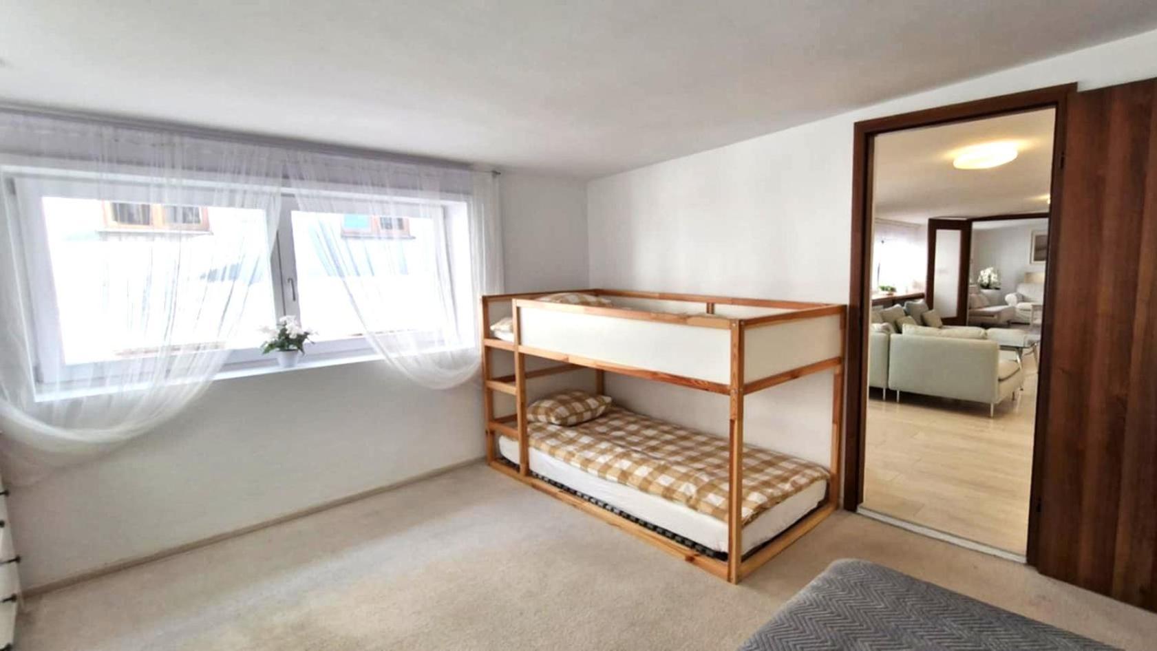 Apartment Imperial 110 M2, 4 Rooms, Old Town, 300m Wawel Krakau